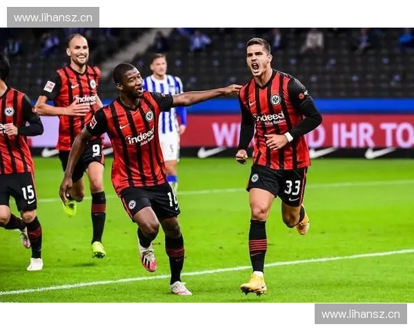 围绕足球联赛徽标探讨品牌形象演变趋势与文化传播价值影响力研究